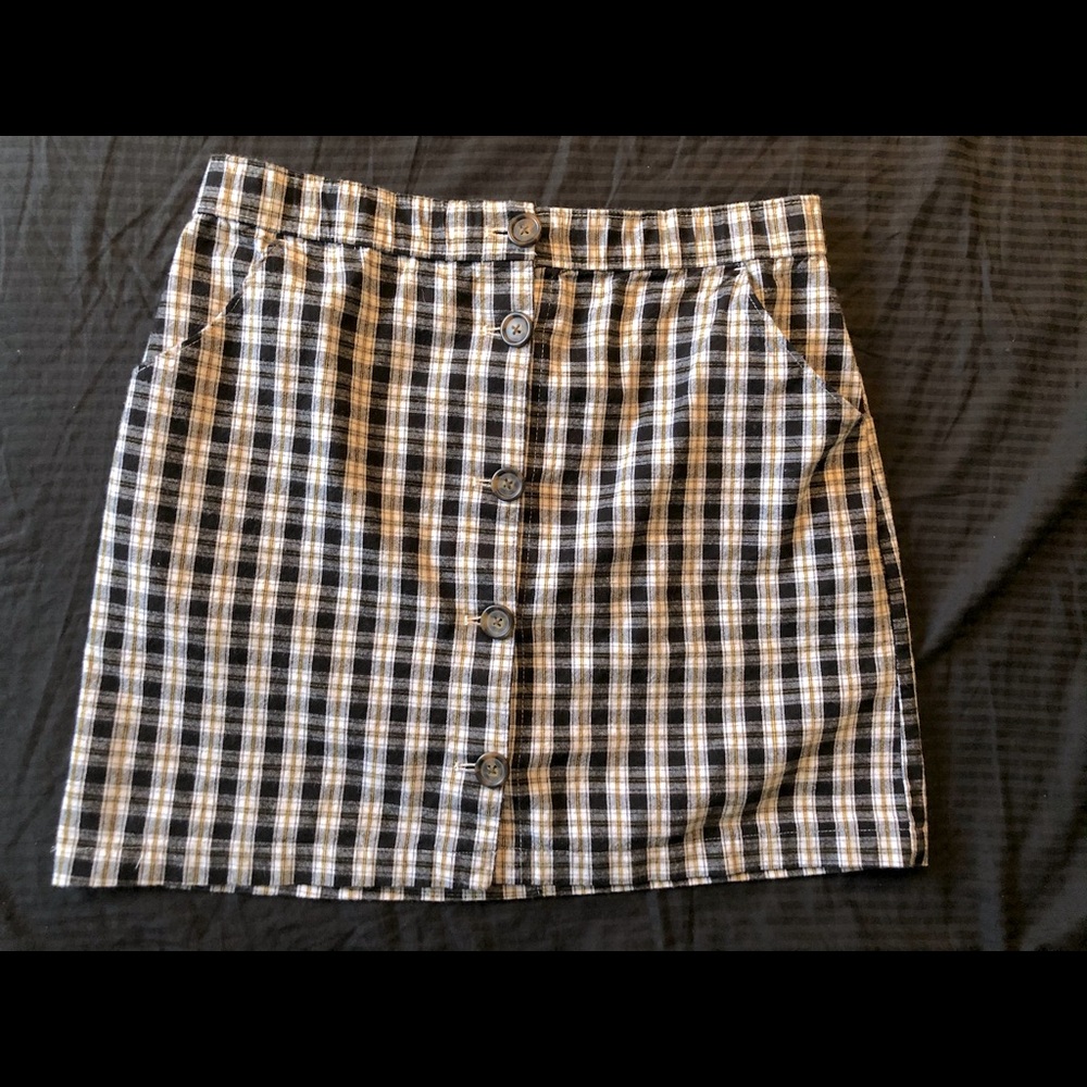 Hollister Plaid button up front mini skirt